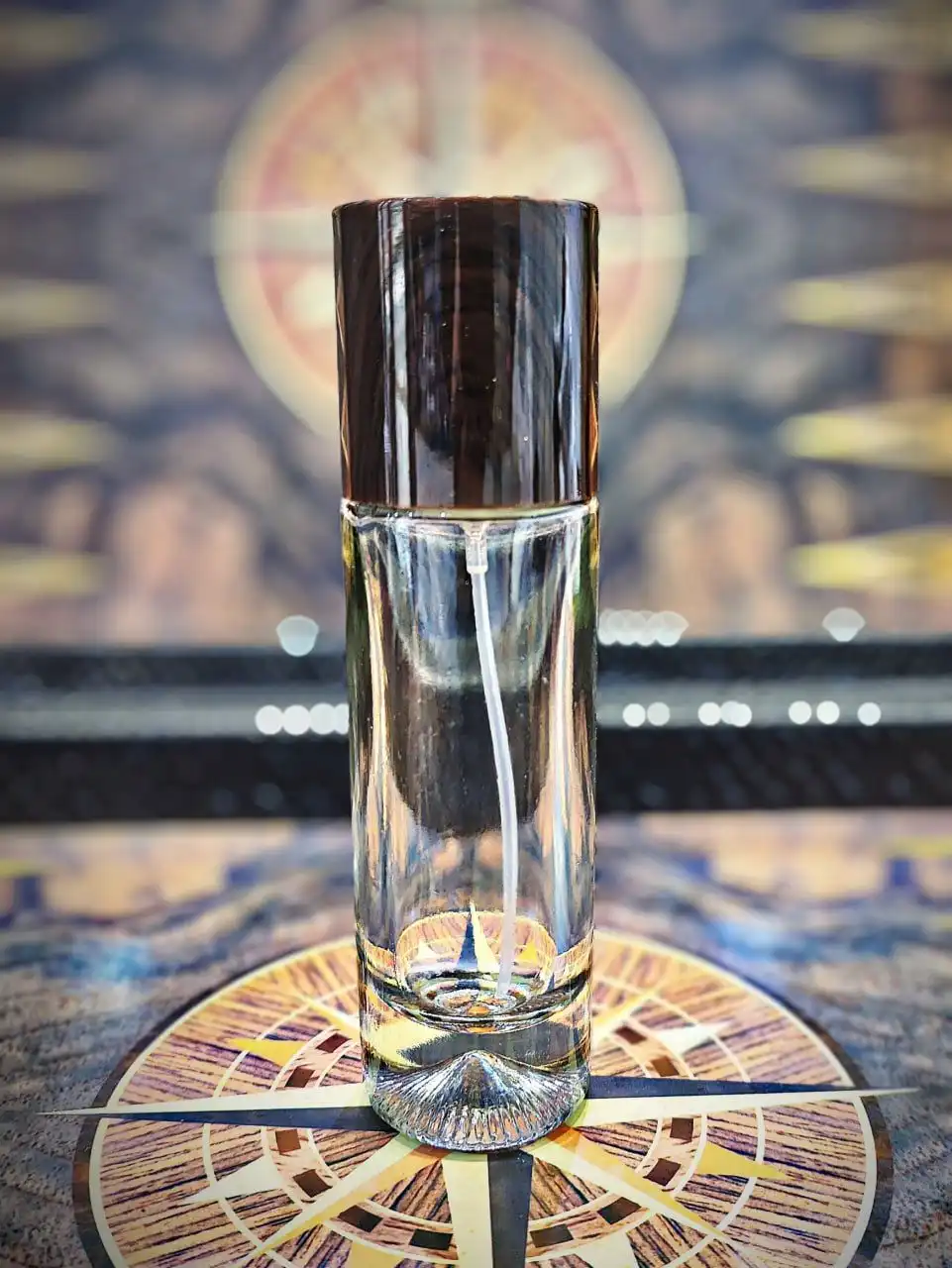 شیشه عطر استوانه ای درب چوبی 30 میل 12 عددی 1 شیشه عطر استوانه ای درب چوبی 30 میل - عطر قیصری